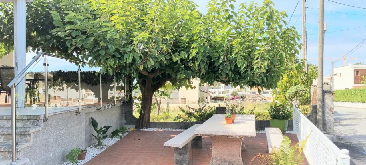 Apartamentos Turisticos Casa Sandra Sanxenxo Buitenkant foto