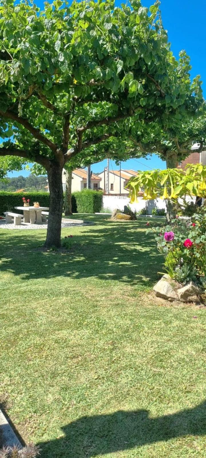 Apartamentos Turisticos Casa Sandra Sanxenxo Buitenkant foto